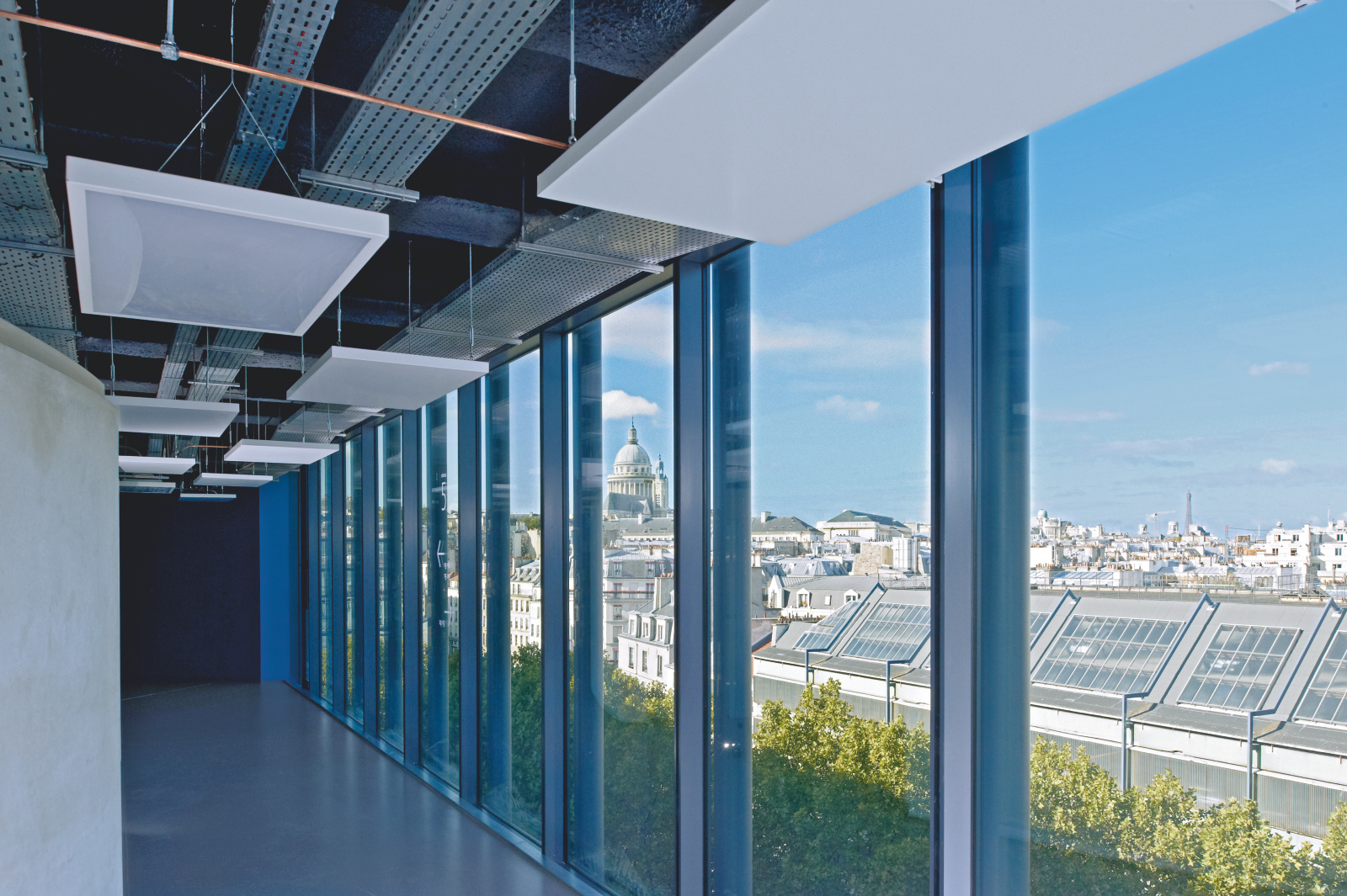 Zehnder_RHC_UniParis1011_2 university Pierre and Marie Curie, France, Paris, Segelausführung, integrated lighting element, corridor, integrated lighting, Ceiling canvas