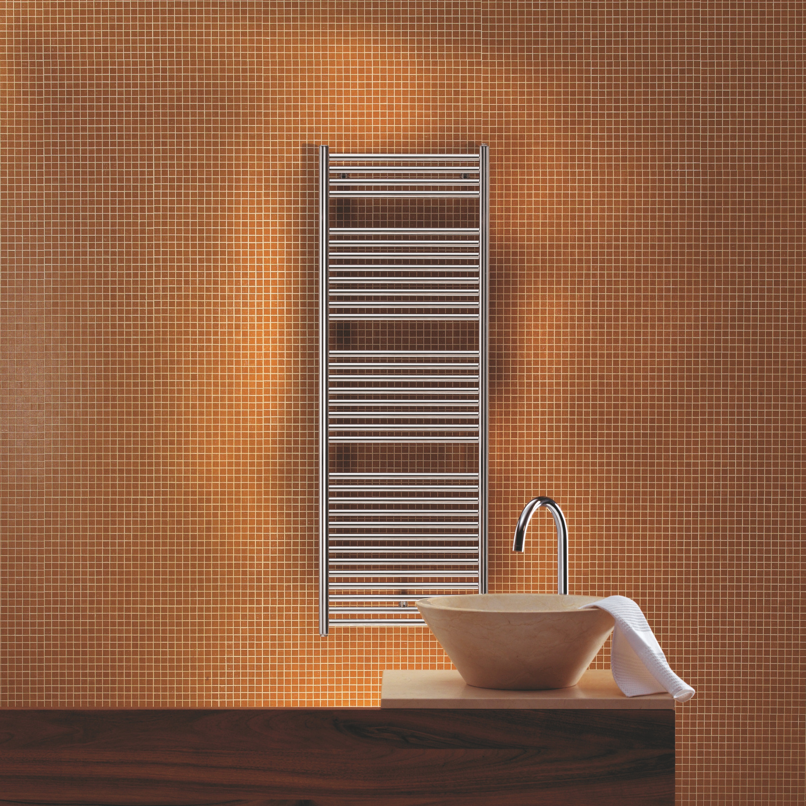 Zehnder_RAD_Toga_TG_bathroom_1z1 Rendering Zehnder Toga Decorative radiator Front view