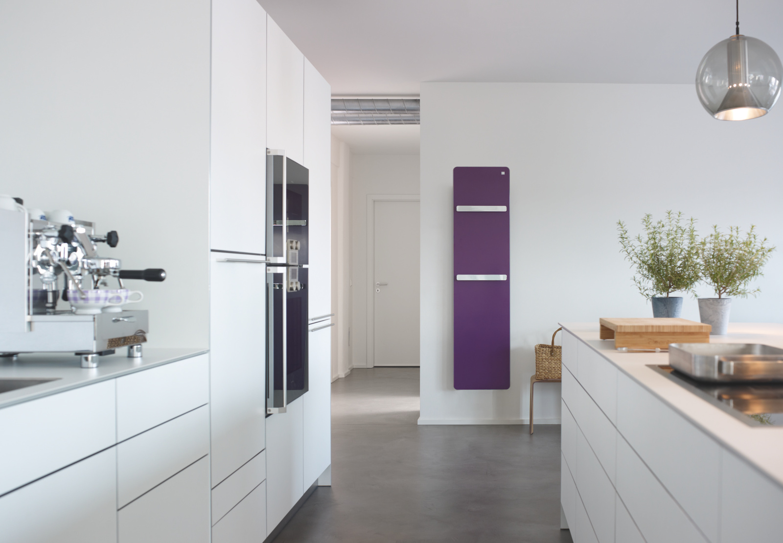 Rendering Zehnder Vitalo Bar Decorative radiator Front view